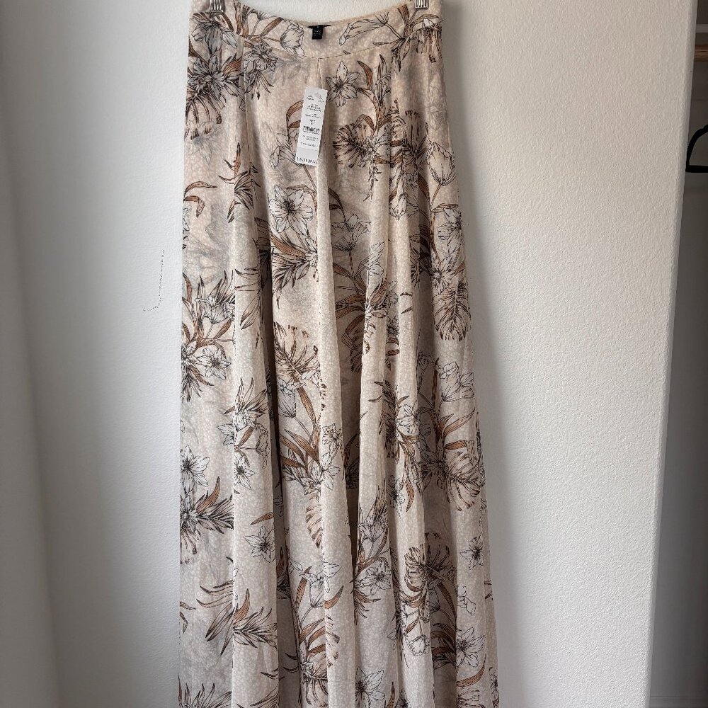 WHITE HOUSE BLACK MARKET Pleated Floral Long Maxi Skirt Teachercore Flowy Sz 0